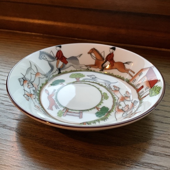 Coalport Hunting Scene small Saucer Plate #4 - Vintage - Fine Bone China - Picture 2 of 9